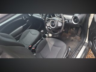 /photos/10626/43901233-c308-c4c0-2198-7d8c068a4f27_i320x240.jpg